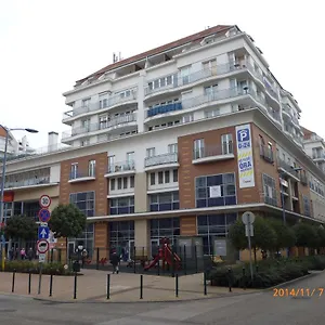 3* Szálloda Garay Terrace